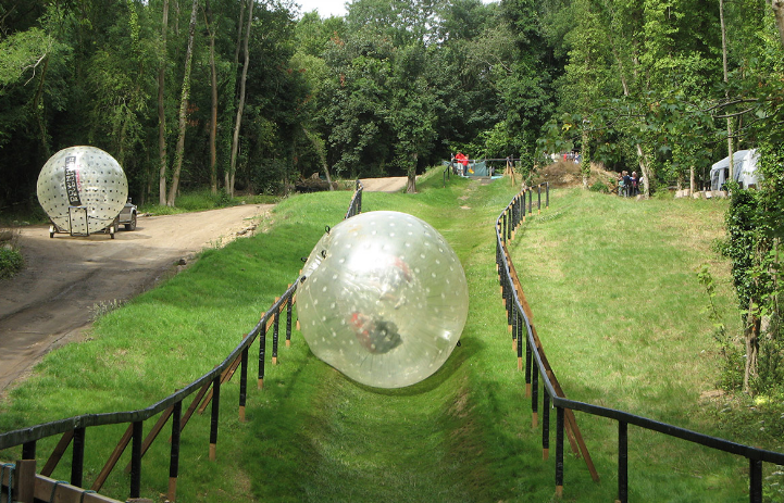 Lastminute experiences zorbing