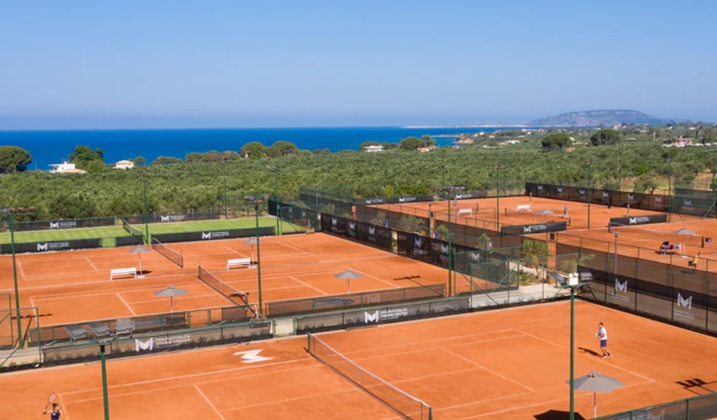 Mouratoglou Tennis Center Costa Navarino: tennis holidays in Greece