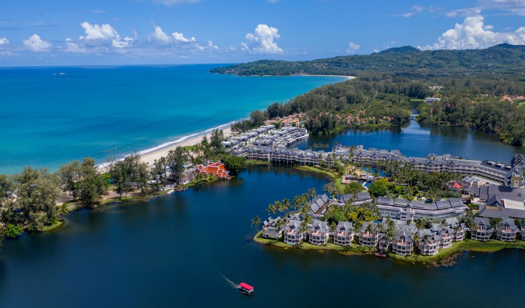 Laguna Phuket: water sports, golf and sporting events in southern Thailand 