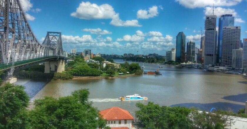 Brisbane: a sports travel city guide  