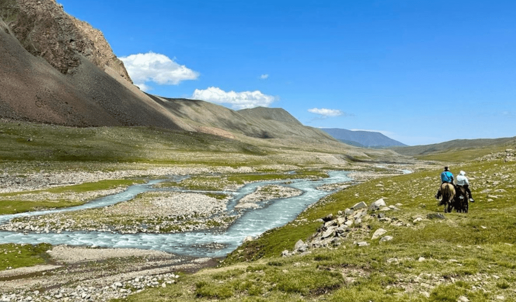 World Expeditions’ Central Mongolia Horse Trek Expedition launches in June 2026