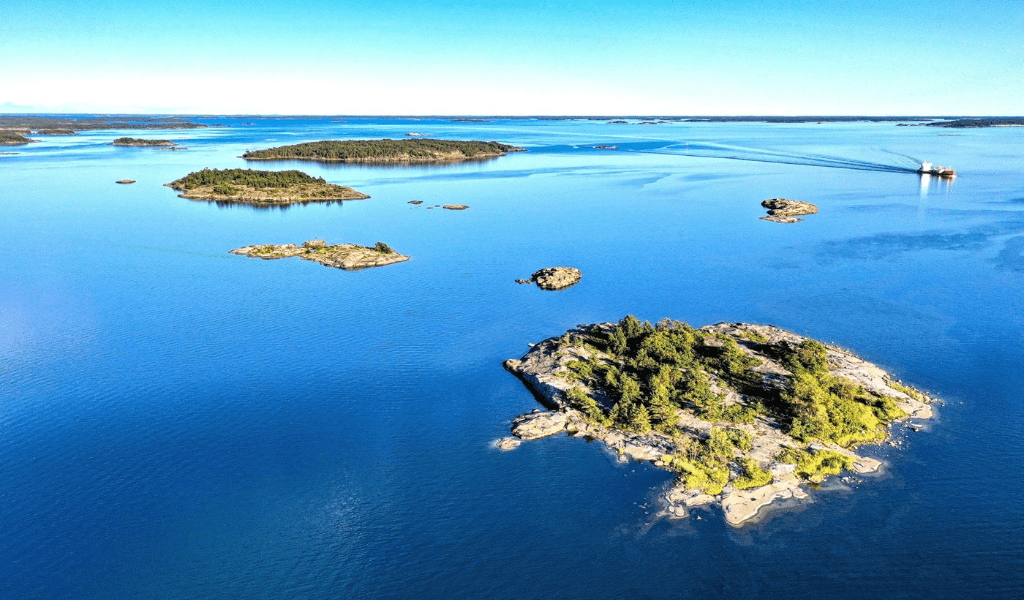 Image: Stockholm Archipelago (Credit: Saddle Skedaddle)