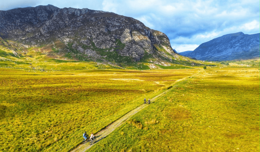 An epic off-road guided mountain bike holiday along the Traws Eryri in North Wales with Saddle Skedaddle (Credit: Phil Staswi)