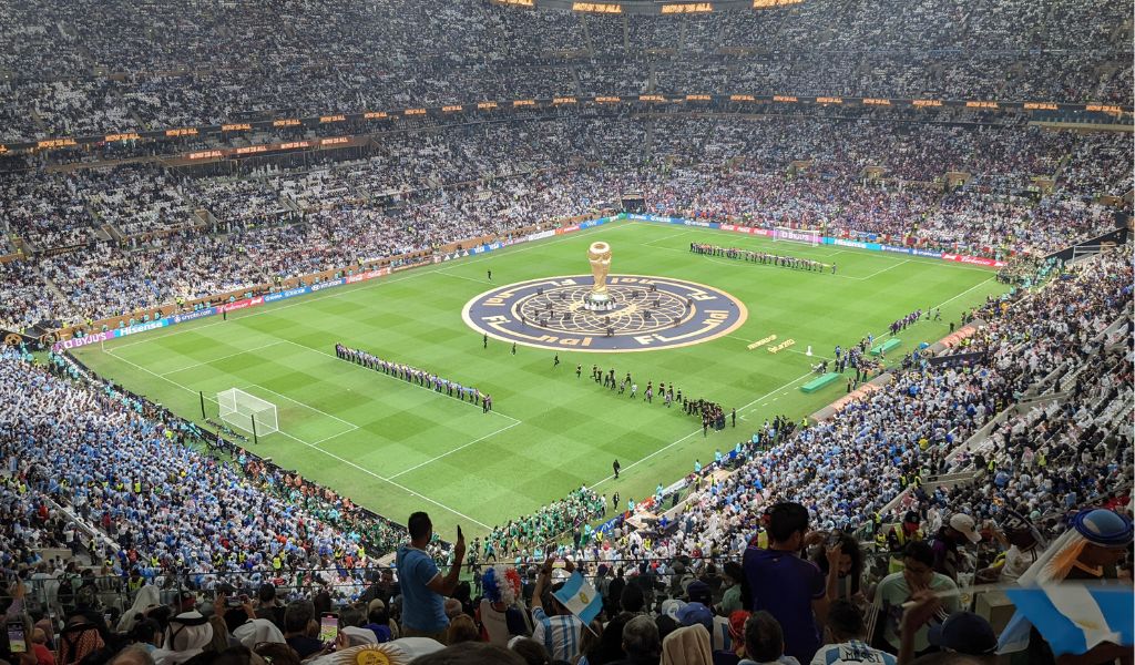 Main image: the 2022 World Cup final in Qatar (Credit: Mike Starling/Sports Tourism News)